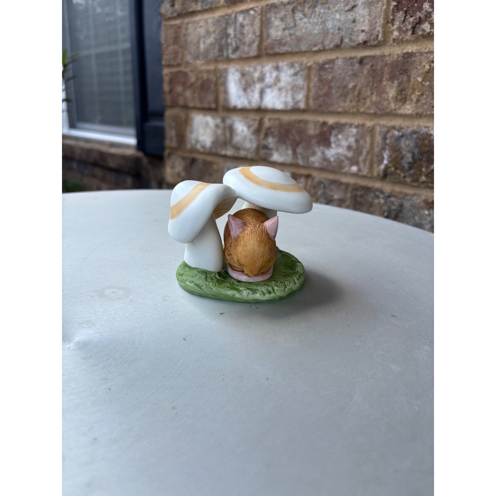 Vintage 1984 Franklin Porcelain Woodland Surprises Mouse Mushroom Figurine Set